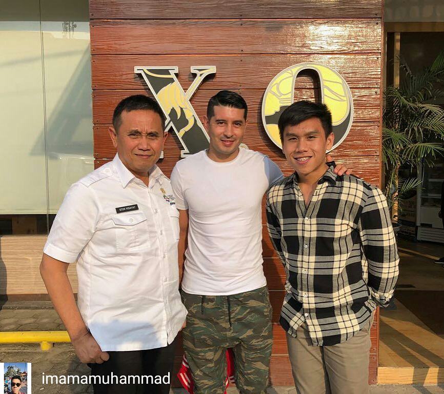 SriwijayaNesia's tweet photo. Esteban Vizcara terlihat di Palembang. Perlu kita tunggu rilis resmi dari manajemen Sriwijaya FC. #UpdateSFC https://t.co/q13HzFL8qS