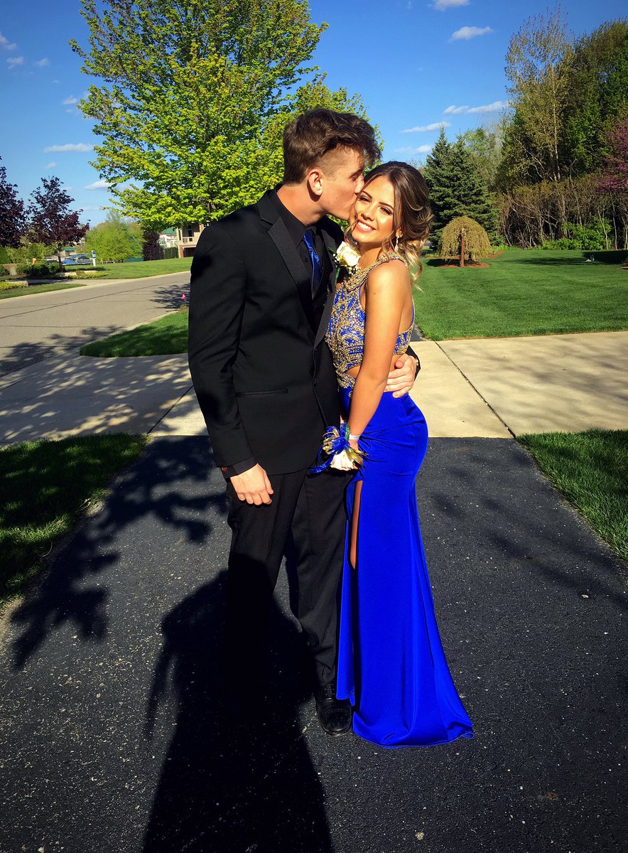 hannah_kruse tweet picture