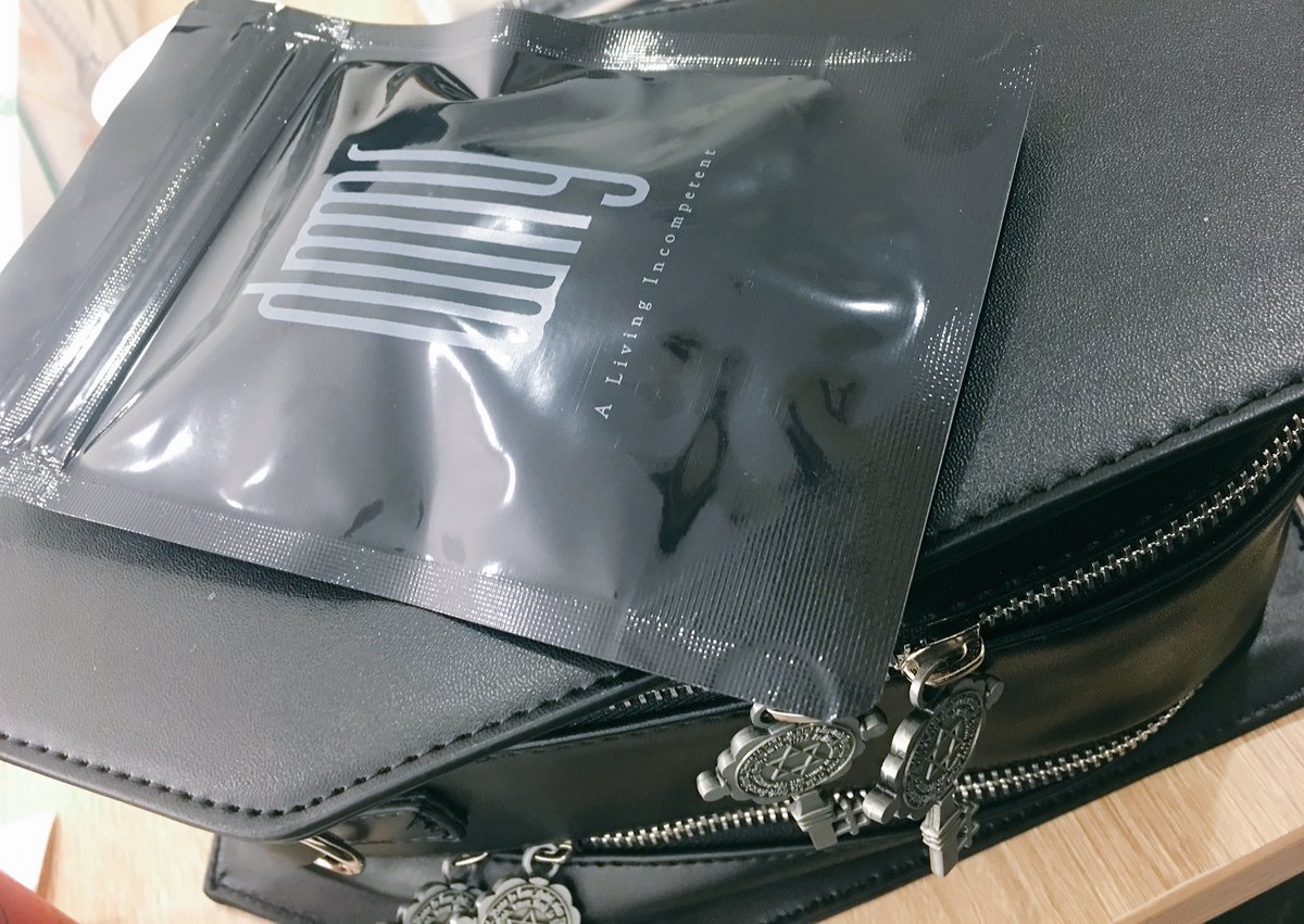 yuchivalism's tweet photo. #1Collection DMY 2017も本日から会場、Zepp Tokyoにて！
Dummyも今回から生まれ変わって、コレクションに発展！凝ったアイテムばかりです。是非ともご覧になって下さい♪

https://t.co/jS0xFpYzL8 https://t.co/piwTxTrp8y