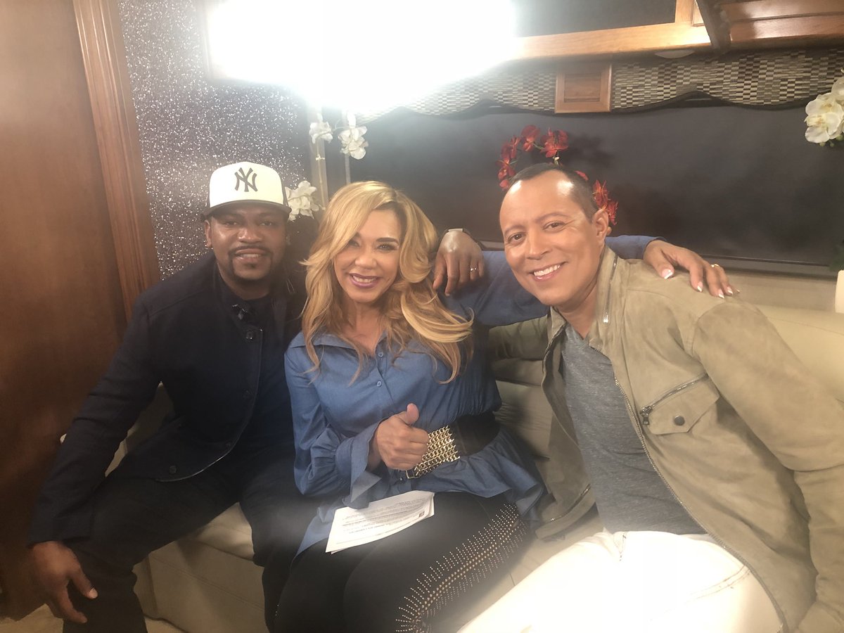 So blessed to have such great friends like <a href="/YanceyArias/">Yancey Arias</a> <a href="/MekhiPhifer/">Mekhi Phifer</a> HAPPY THANKSGIVING EVERYONE <a href="/thekikimobile/">Kiki Mobile Official</a> @FYI  sun 12n/11c check local listings!