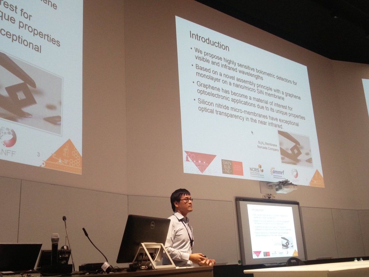 TomEddershaw's tweet photo. #makeandmeasure2017
ANFF VIC user, Soon Hock Ng from @Swinburne discusses characterisation with #graphene https://t.co/9czyNuG2Sw