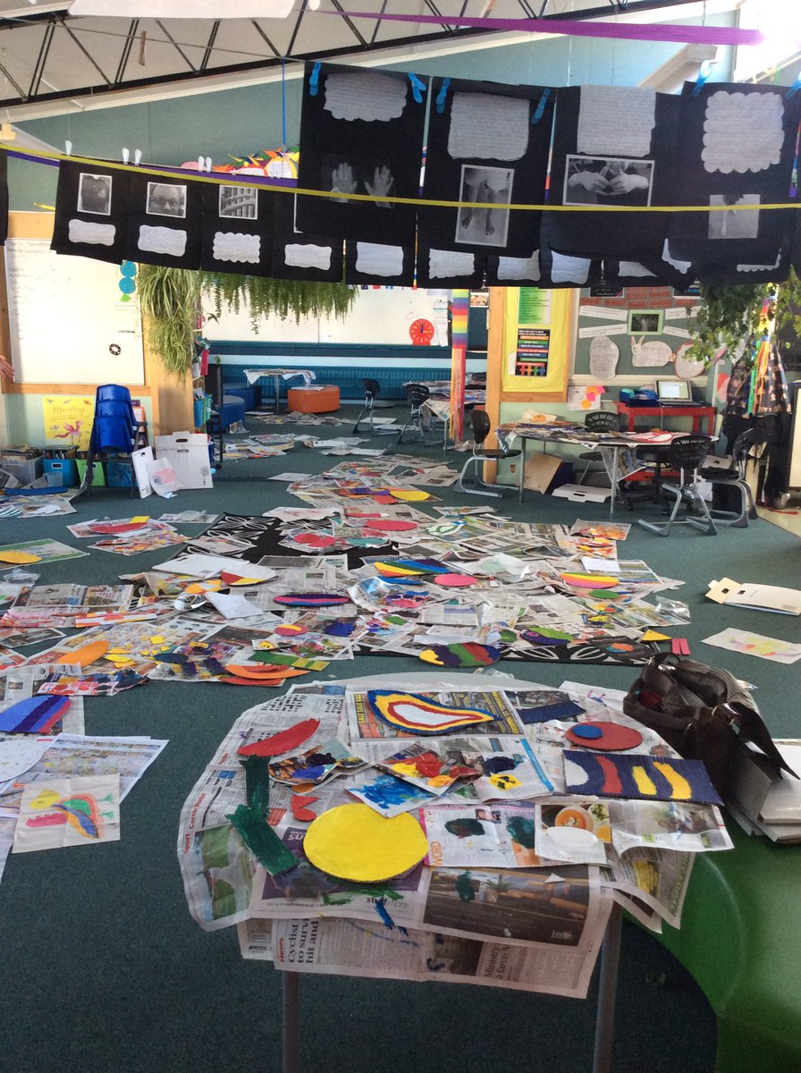 Can you spot our #giantcardboardbirds ? The bits are there somewhere!