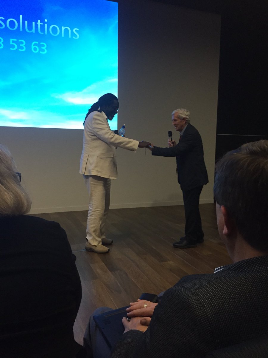 TamzinBrott's tweet photo. Another thought provoking discussion with Prof Lord Victor Adebowale CBE @Voa1234 ending with John Cullen gifting a beautiful Tokotoko (talking stick) connecting us together #taonga #waitematadhb #connected https://t.co/zoNFgZWrJs