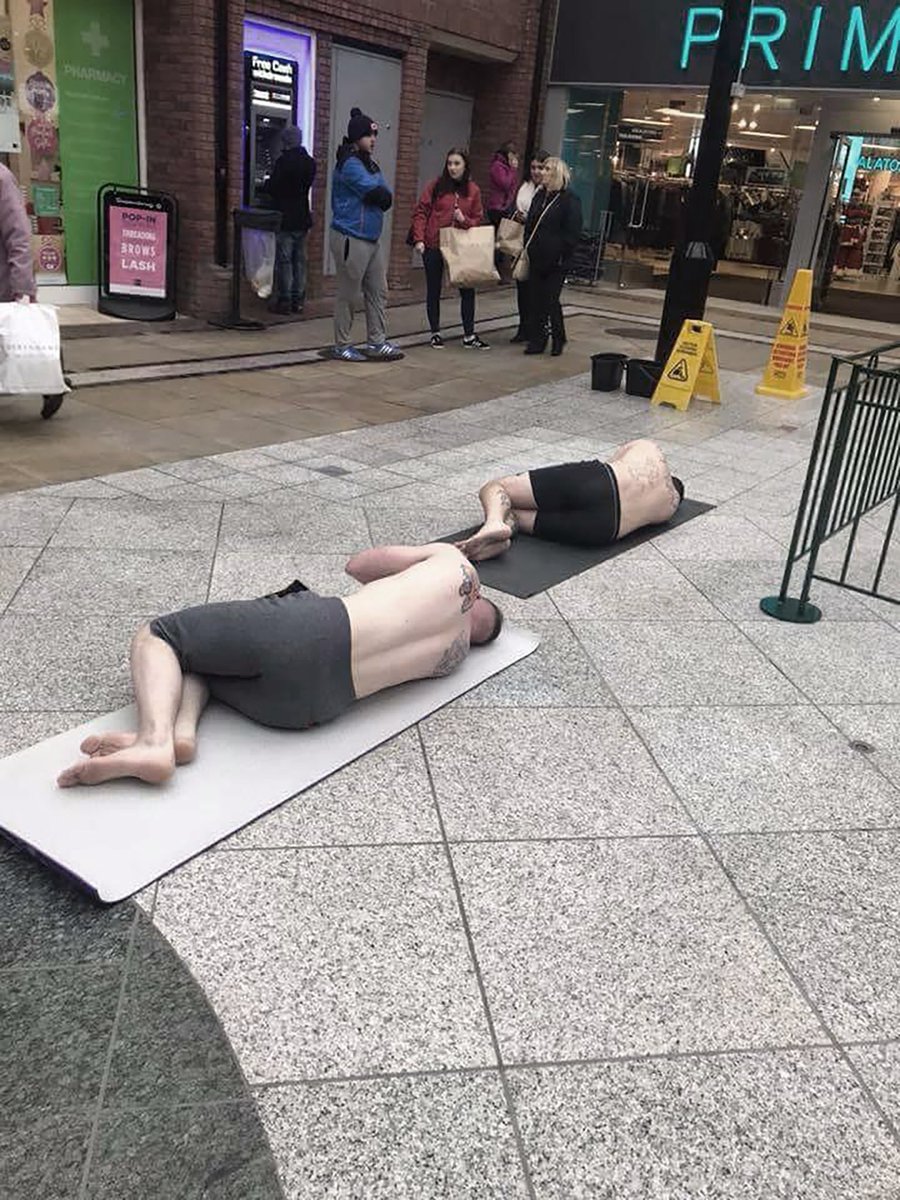 SOSManDownNews's tweet photo. #SOSMANDOWN LATEST: Our brothers in #Carlisle hit the streets for #MensHealth #MaleSuicide #Fathers4Justice #Fatherlessness #F4J https://t.co/8LbfDpiGbZ https://t.co/qa3ahv56al