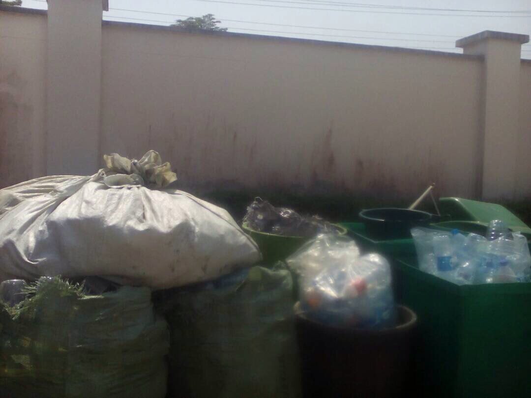 Recycle_NG's tweet photo. You can also partner with us, as we go on a jolly recycle ride together.
#GoGreen #AllDay #Everyday #EcoFriendly #EcoSolutions #SafeEnvironmentForAll #Upcycle #Upcycled #Upcycling #RecycleToday #Recycling #Recycle #Cans #Can #Harp #ZeroLandFill #ZeroWaste #IntegratedRecyc https://t.co/D9t5Gc2X9d