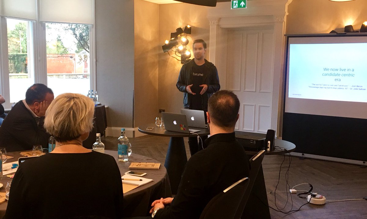 RecFest_Global's tweet photo. Kicking off our Resourcing Leaders Summit in Manchester with the guys from @BeameryHQ talking about treating candidates like customers #WeRL100 #RLS https://t.co/gVq4egzlrI