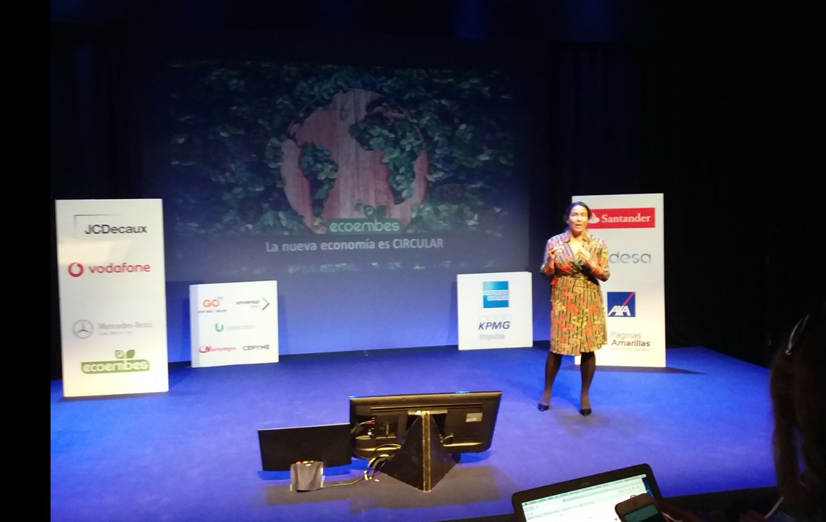 imaginnoES's tweet photo. "No se valora lo que no se conoce" afirma Teresa Sebastiá de @ecoembes en #ImpulsandoMadrid. La #Comunicación y la #Formación son  vitales para las PYMEs y para las grandes empresas. https://t.co/7CBd8OKOMt