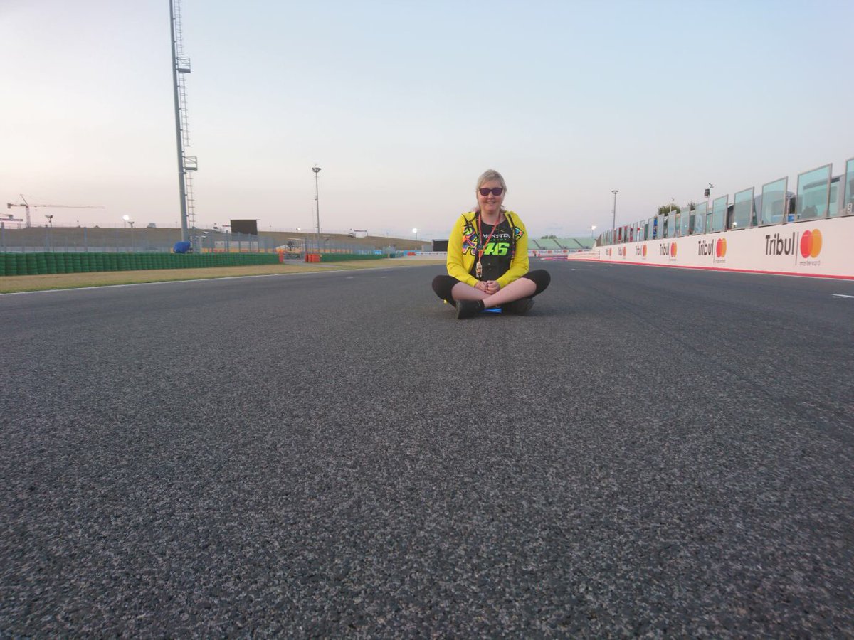 antonioboselli's tweet photo. @Cri_Yellow46 era una delle persone più appassionate alle moto che abbia conosciuto. Una passione per il Motorsport e per la vita affrontata sempre con coraggio e tenacia nonostante un brutto male. Una generosità che non è stata ricambiata da un destino crudele. Ciao Cristiana. https://t.co/mBNjkQt5uo