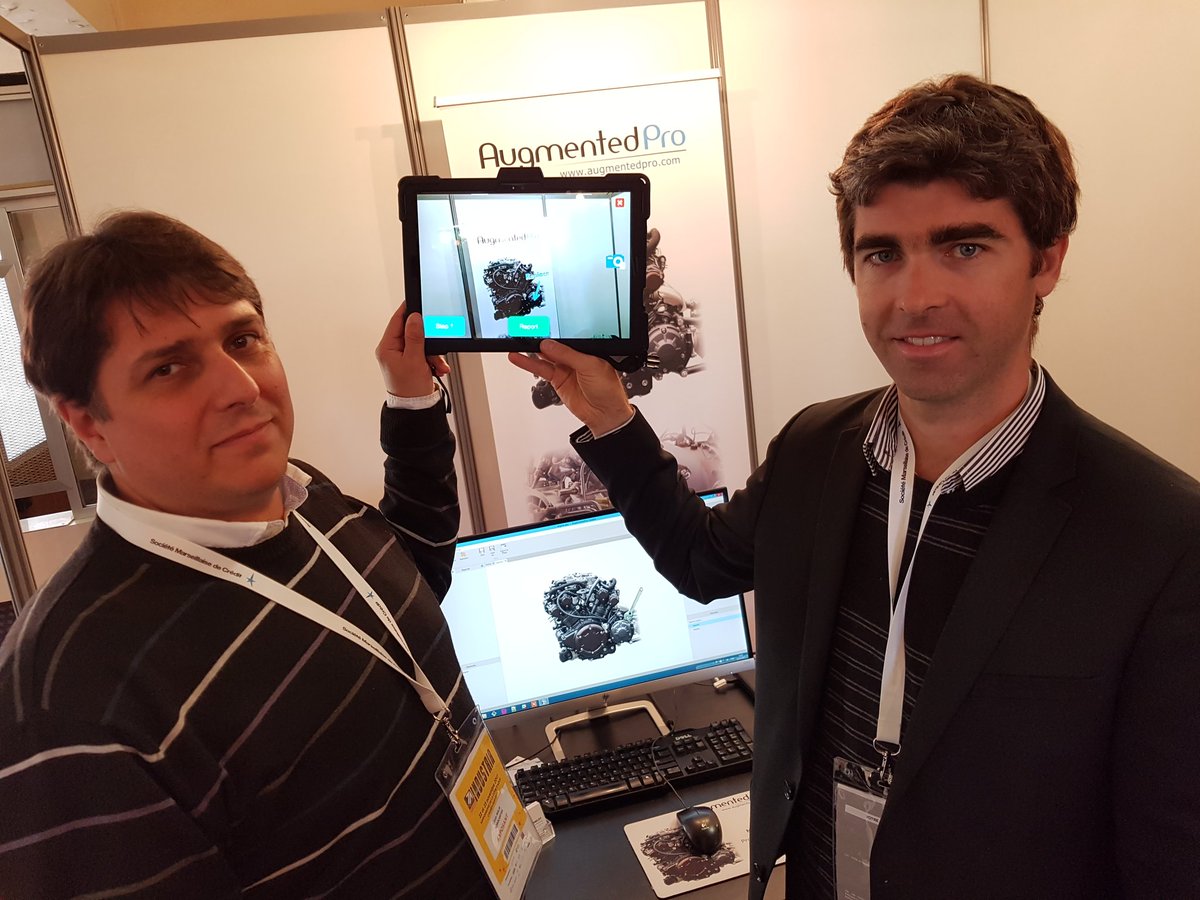 Tribuca's tweet photo. Autre exemple d'industrie 4.0 au salon #Industria avec @augmentedpro, la solution de réalité augmentée de @robocortex qui facilite les opérations techniques https://t.co/XxLPw1nTj5