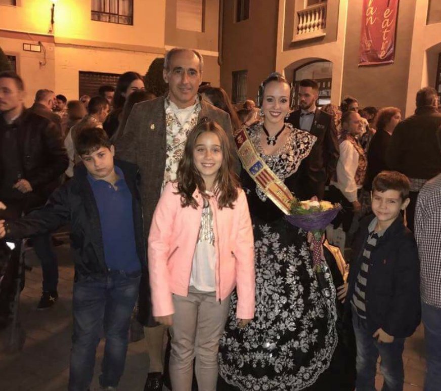 Fotos dels nostres representants a les imposicions de bandes! Enhorabona! Esteu tots guapísims! 👏👏😍😍 #falles #fallas #alzira #Falles18