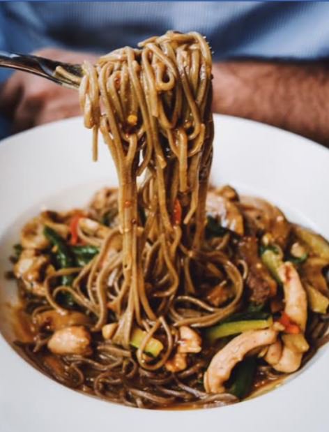 foodtalkindia's tweet photo. These Soba Noodles from the Guilt free Haven called @GetafixCafe in Gurugram &amp; GK-1 are EVERYTHING <3

Buck wheat noodles with thai herbs, lemon grass and a generous helping of Shiitake &amp; Button mushrooms along with grilled vegetables cooked in a peanut-butter sauce at it's best. https://t.co/N4BfwLfa9a