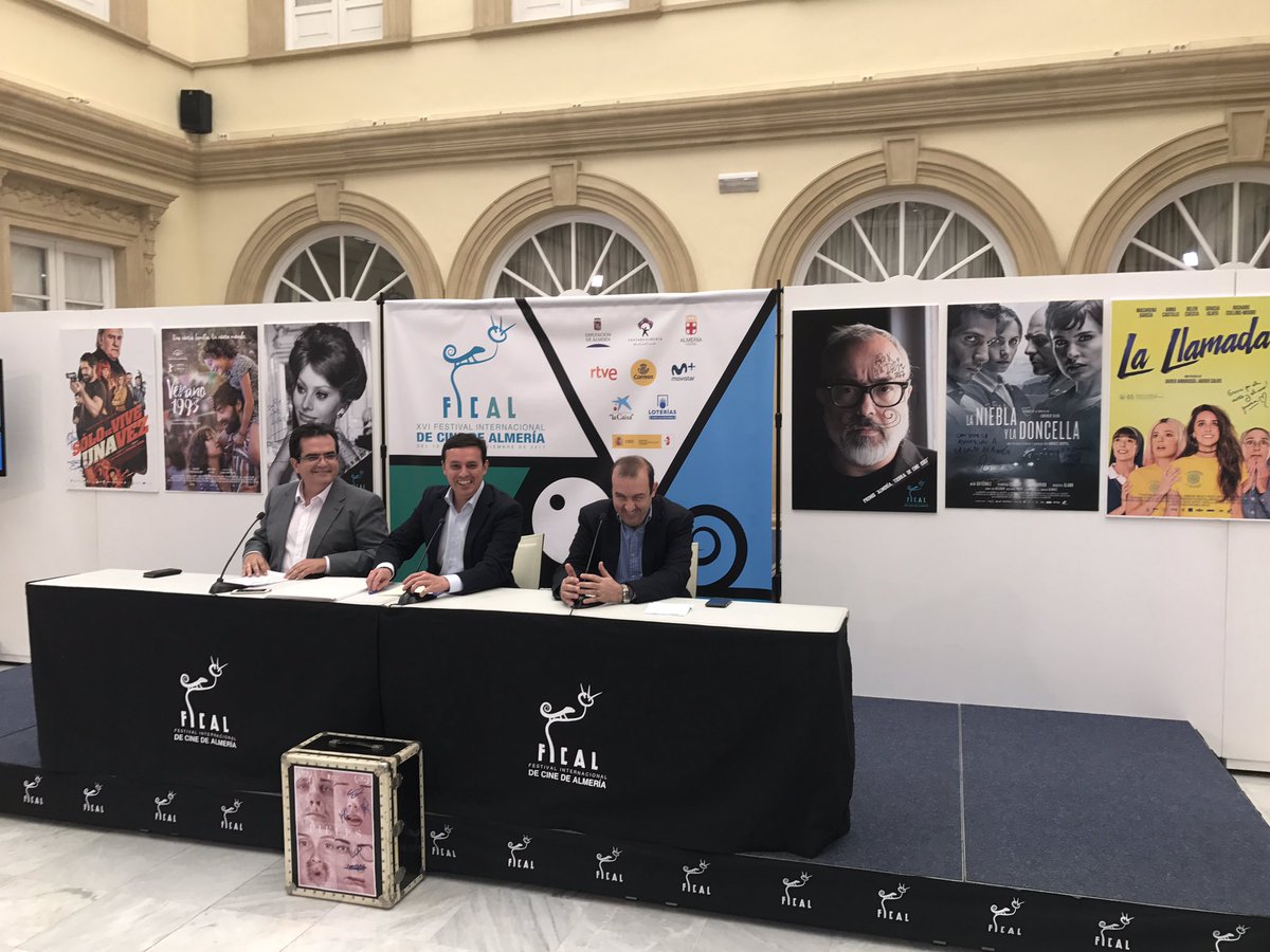 festivalmeria's tweet photo. @rtve @FundlaCaixa @Correos @OCRTVE @Culturalmeria @loterias_es @MinistCultura 🎬Comienza un balance más que positivo en lo que se refiere a público y pernoctaciones de #Fical2017
✔️Ya nos hemos reunido para trabajar en #Fical2018
✔️@festivalmeria es el Festival de la provincia y de la sociedad Almeriense https://t.co/z7qJEQQEo9