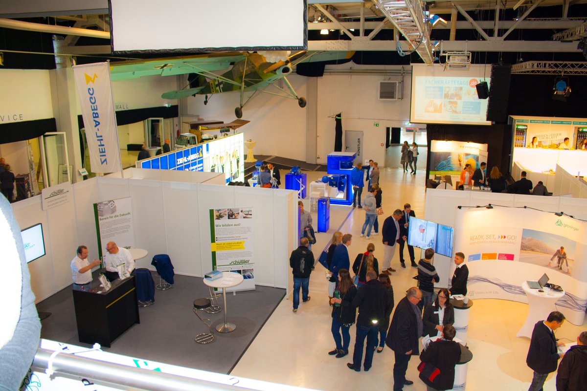 GuedeHQ's tweet photo. Fachkrรคftetag - Samstag im Crailsheim / Profession Day - Saturday in Crailsheim #crailsheim #frachkrรคftetag #ausbildung #training #education #exibition #gรผde #gude #guede #professionday https://t.co/0POu2rc17p