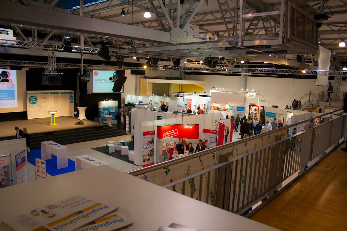 GuedeHQ's tweet photo. Fachkrรคftetag - Samstag im Crailsheim / Profession Day - Saturday in Crailsheim #crailsheim #frachkrรคftetag #ausbildung #training #education #exibition #gรผde #gude #guede #professionday https://t.co/0POu2rc17p