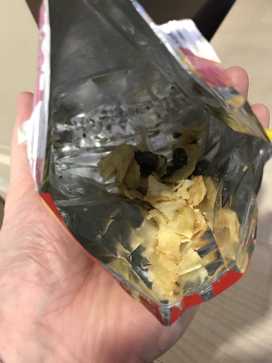 lukej91's tweet photo. Just found this in my pack of @MrTaytoNI not sure what it is but I’m pretty sure I shouldn’t eat it! https://t.co/IzUzcwdANl