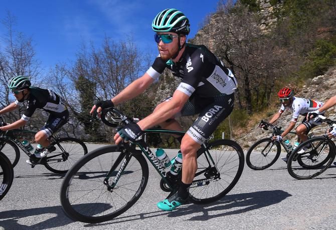 Cyclingnewsfeed's tweet photo. Kolar keeps training light with drifting descent - Video

Bora-Hansgrohe rider shows off his skills on rain-slicked Spanish roads

https://t.co/XpuHsQOBsW https://t.co/CVrc8FcZ7f