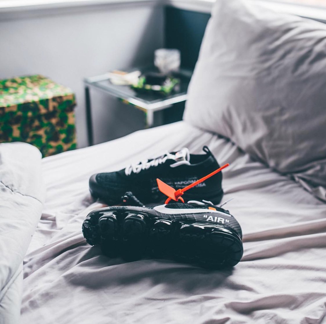 perfect_shoe's tweet photo. Remove the tags or nah? π·
π· By @sbdunkscarl
#lordboot
#JustUnboxed https://t.co/Htvl7qUUT7