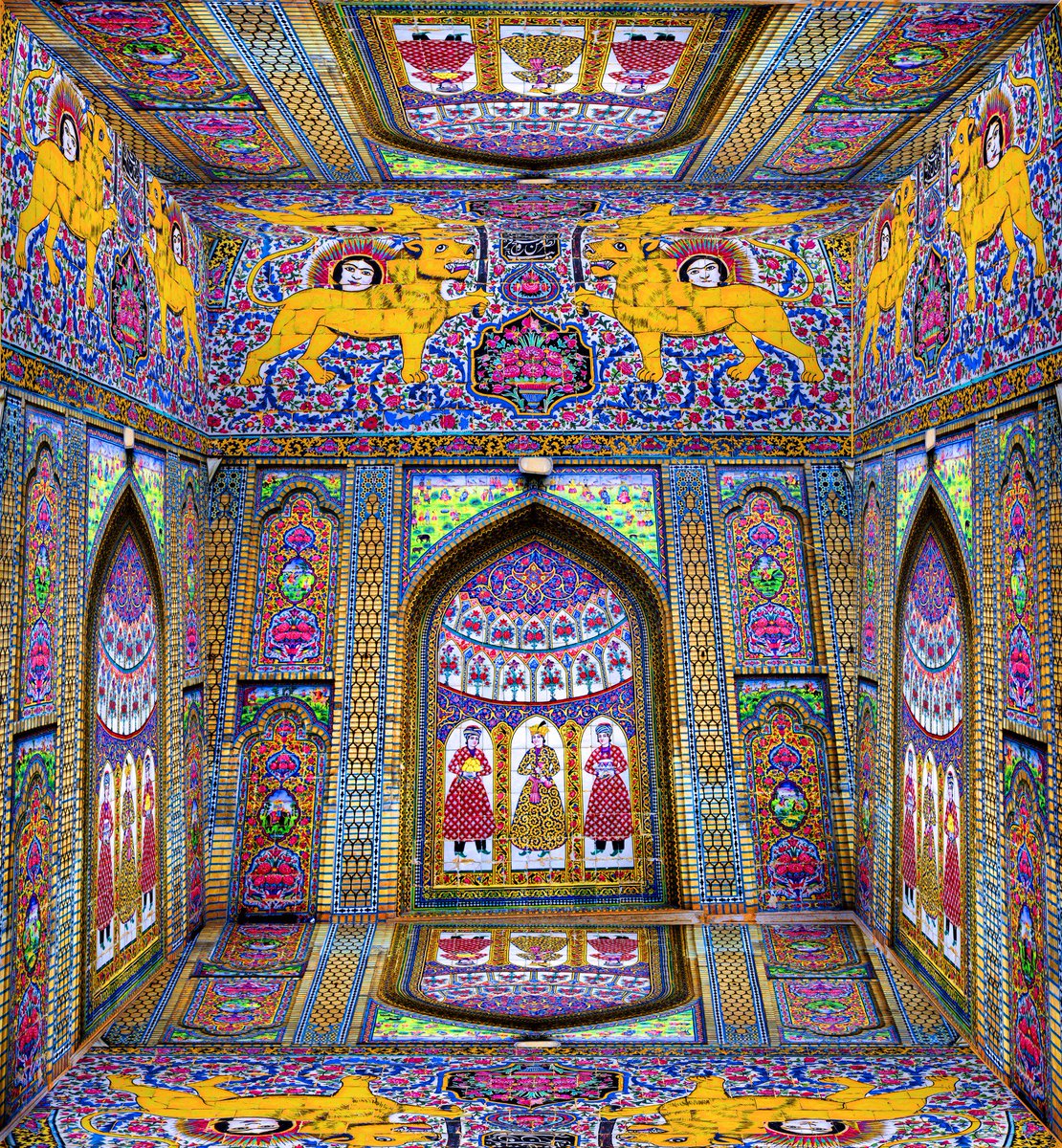 mehrzad1's tweet photo. Qajar Mirror Box
🎨 by @mehrzad1 
@PersianRose1 @Iran_Style @Sfiran_Travel #tileartwork #mosaicartwork #iranart #qajarart #eramgarden #qavamhouse #qajararchitecture #digitalart #persianart #mosaicart #persianart #shiraz #iran #qajarperiod https://t.co/sEwfpGHBdm
