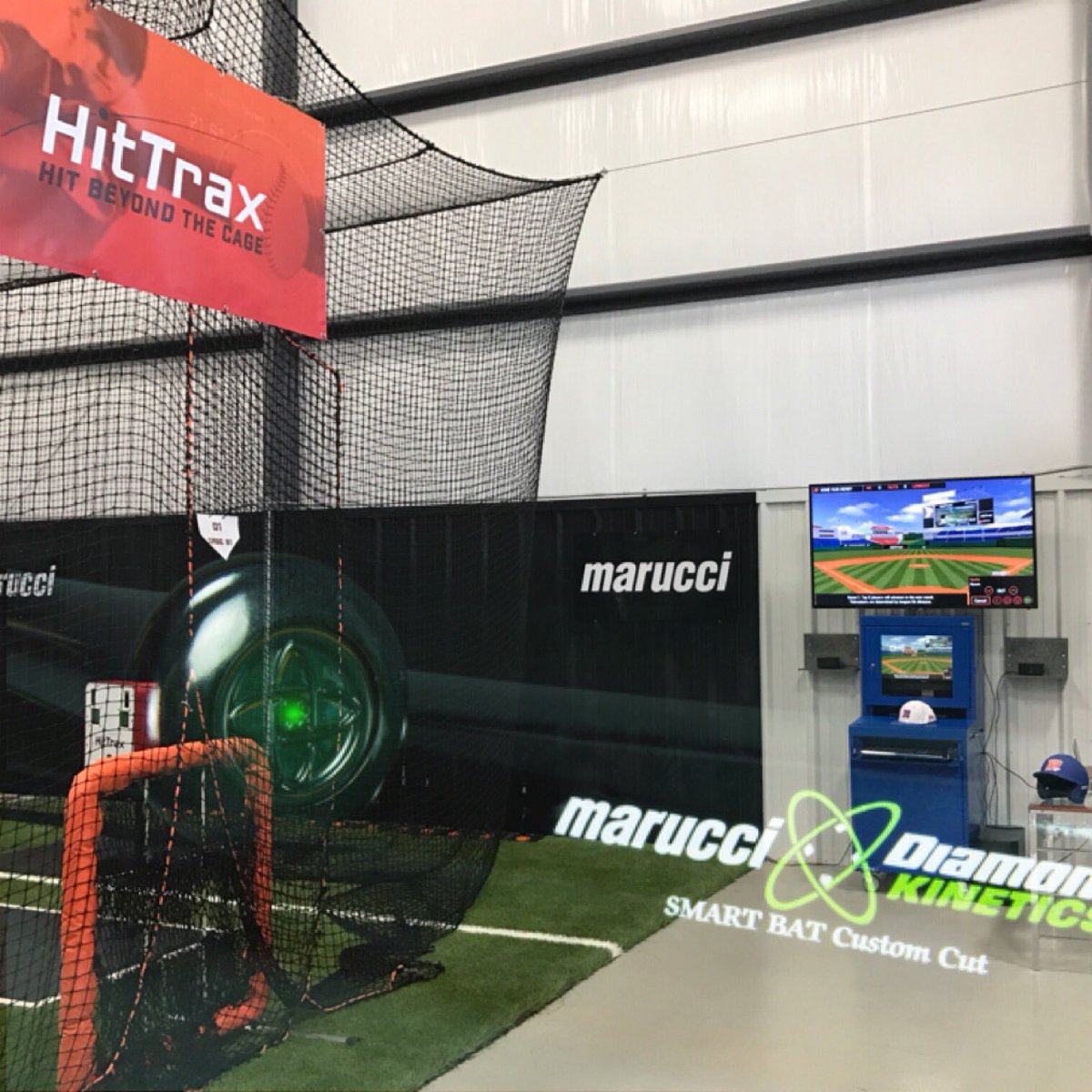D1NSPowerLab's tweet image. Taking training to the next level with @HitTraxBaseball @DiamondKinetics #datadriven #scientifictechnology