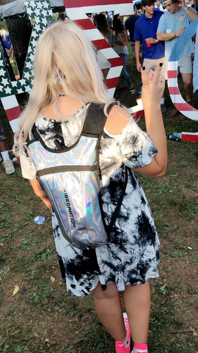 monicavarnell's tweet image. Stock up for festival season this holiday &amp;amp; save with my coupon code: vibemore  ✨🌀✌🏼 shar.es/1MrZ09 #vibedration #stayhydrated