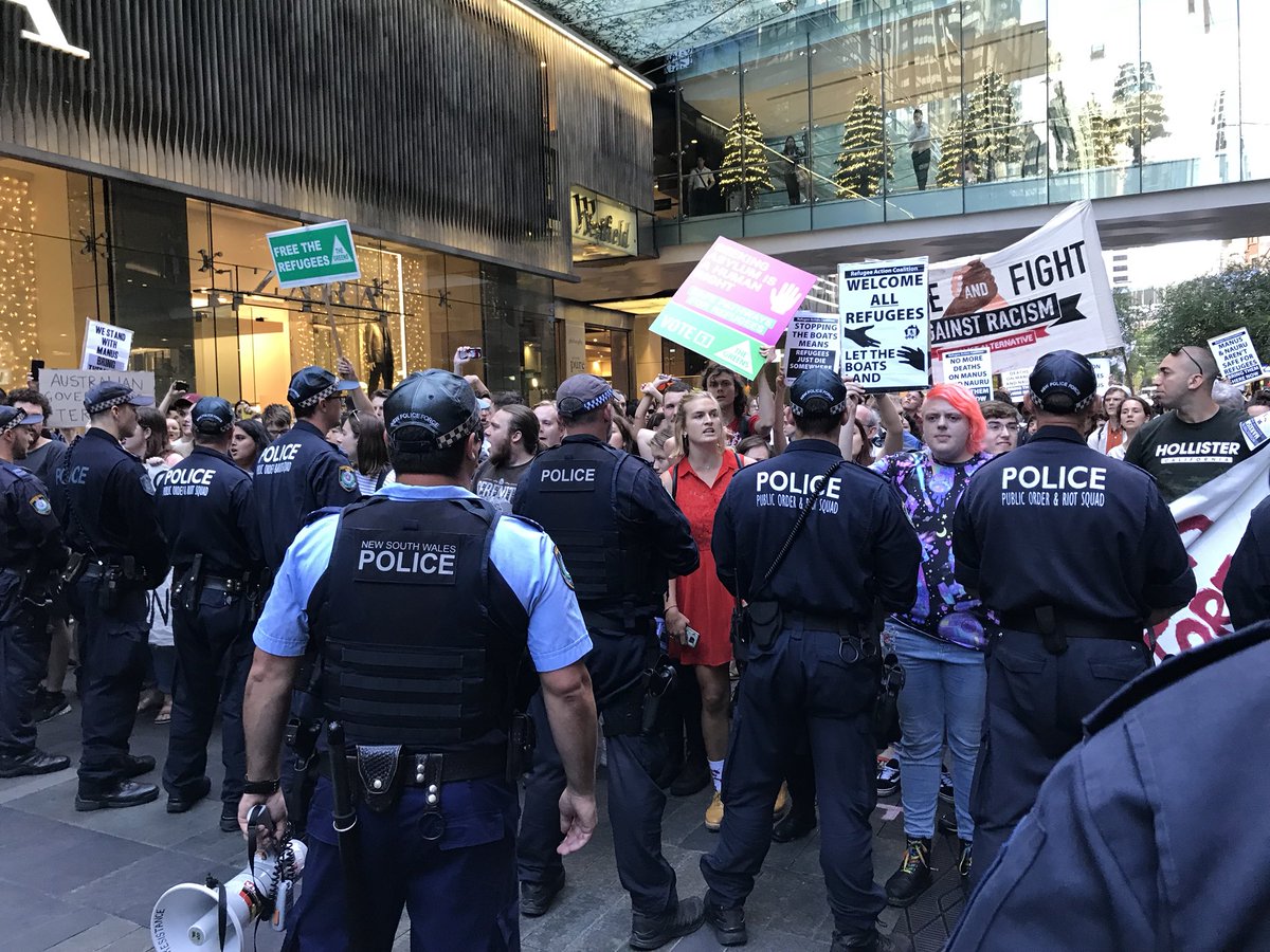 fleafeet's tweet image. Images from the Sydney #Manus Rally. 

#SOSManus @BehrouzBoochani @rac_sydney
