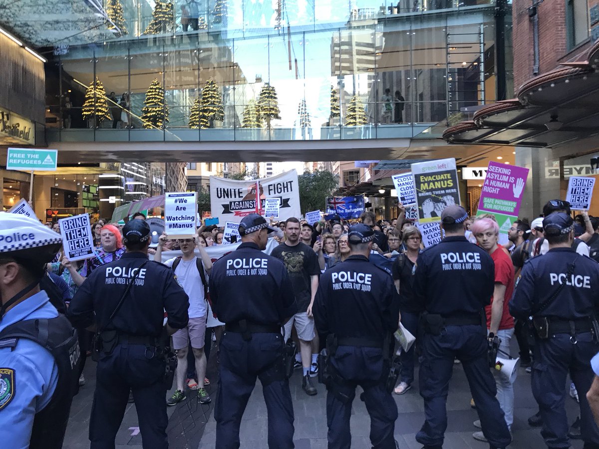 fleafeet's tweet image. Images from the Sydney #Manus Rally. 

#SOSManus @BehrouzBoochani @rac_sydney