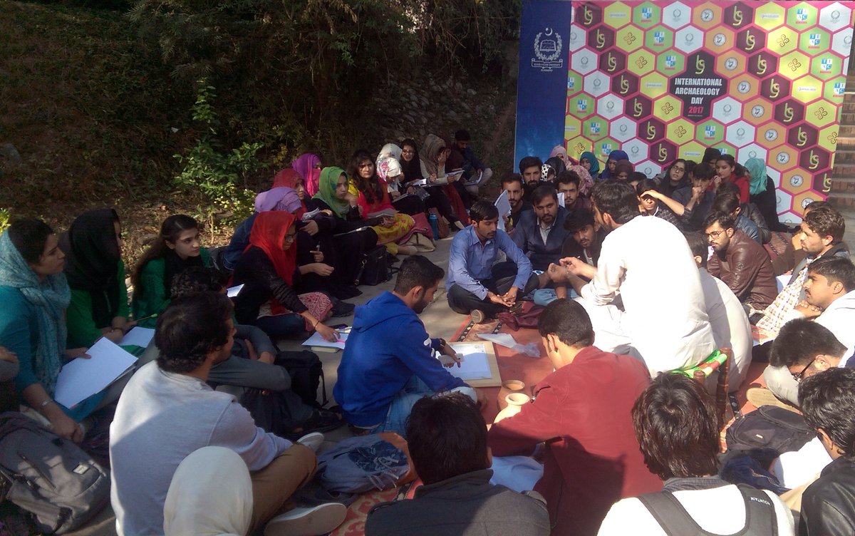schgpk's tweet photo. Lecture and Workshop on belated #IAD celebrations at Quaid-i-Azam University
Shakir Naseer from University of Peshawar shares "Why is pottery important to an archaeologist?" & "An introduction to drawings techniques of Archaeological Ceramics"
#iad2017 #schgiad @ArchaeologyDay https://t.co/GfF5c2SRhQ