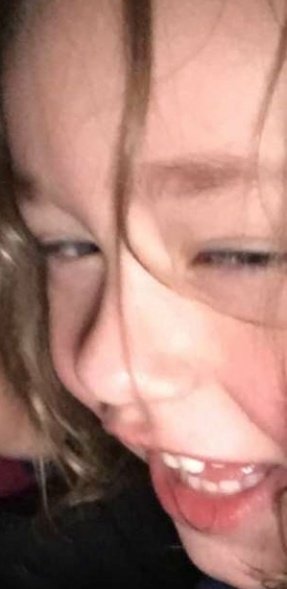 ScrewCutomers's tweet photo. When your fake smile starts to crack and you've been serving for the past 10 hours with exactly one (1) smoke break #noitsnotmypleasure #fuckyouandyourfamil #serverlife https://t.co/GM8VFWTGdZ