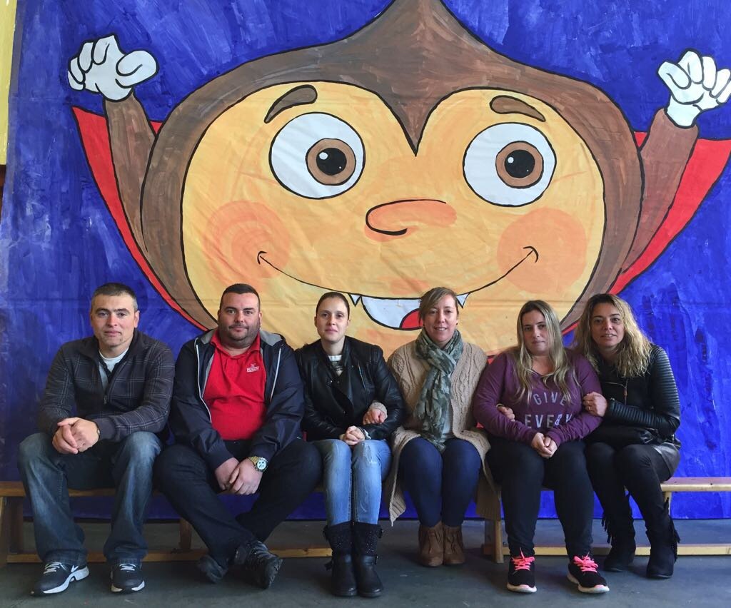 EquipoINIDE's tweet photo. Alumnado, profesorado y familias juntos para transformar #EduEspacios Enhorabuena por tu trabajo @juanffv
https://t.co/0HbqalWNXB https://t.co/YfS3S9MM6v
