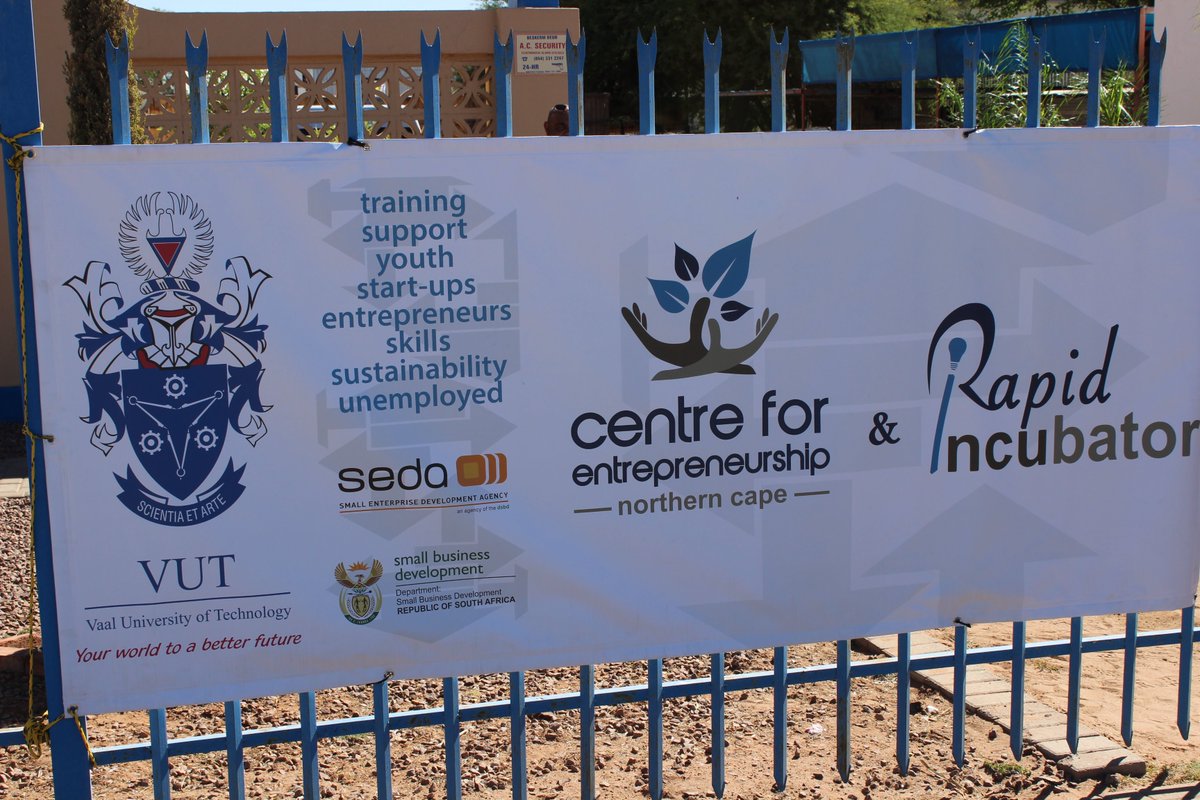 sedfa_dsbd's tweet photo. @Seda_dsbd is launching its 8th Centre for Entrepreneurship/Rapid Incubator in Upington in partnership with @VUT_Online &amp; @UpingtonCfE part of Seda's November Entrepreneurship Month celebration @GEN22OnSloane #GEW2017 https://t.co/Wvnukss7DB