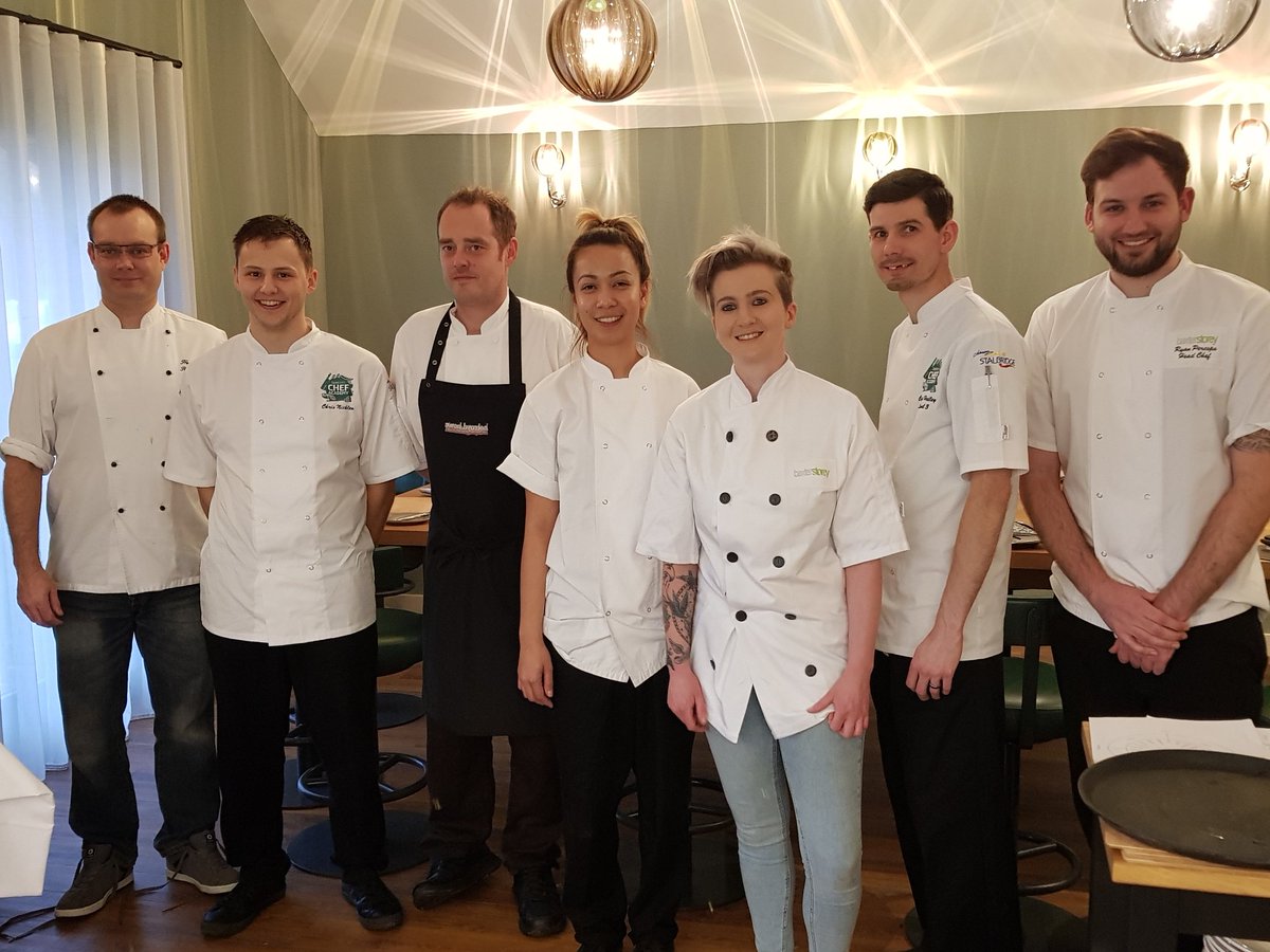 6 out of these 7 trainers were trainees within the chef academy #chefacademyfamily #givingback  #developingpotential <a href="/BaxterStorey/">BaxterStorey</a> @ezziboy @TrainingStoreys @JCchef1 <a href="/bigGeveleigh/">graham eveleigh</a> <a href="/NoelMahony1/">Noel Mahony</a>