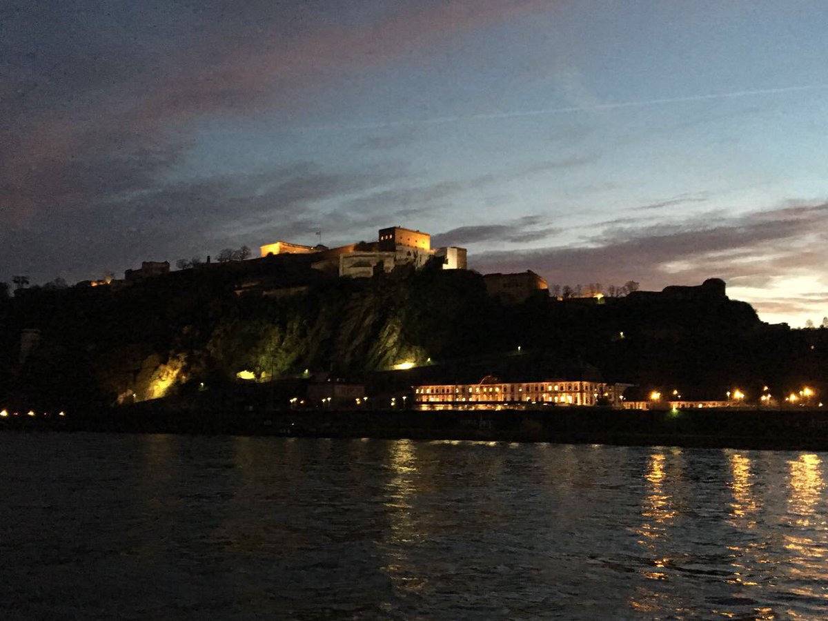 BergeundMeer's tweet photo. Ahoi, von der #MSAsara!🙋⚓️ Von Köln ging es in der Nacht nach Koblenz. Heute gibt's übrigens nicht nur gutes Essen, sondern abends auch die Live-Show der Reiner Meutsch Stiftung #Flyandhelp "Abenteuer Weltumrundung"💃#Gutestun #Vorfreude #BergeundMeerunterwegs https://t.co/IiTzZBpDJ8