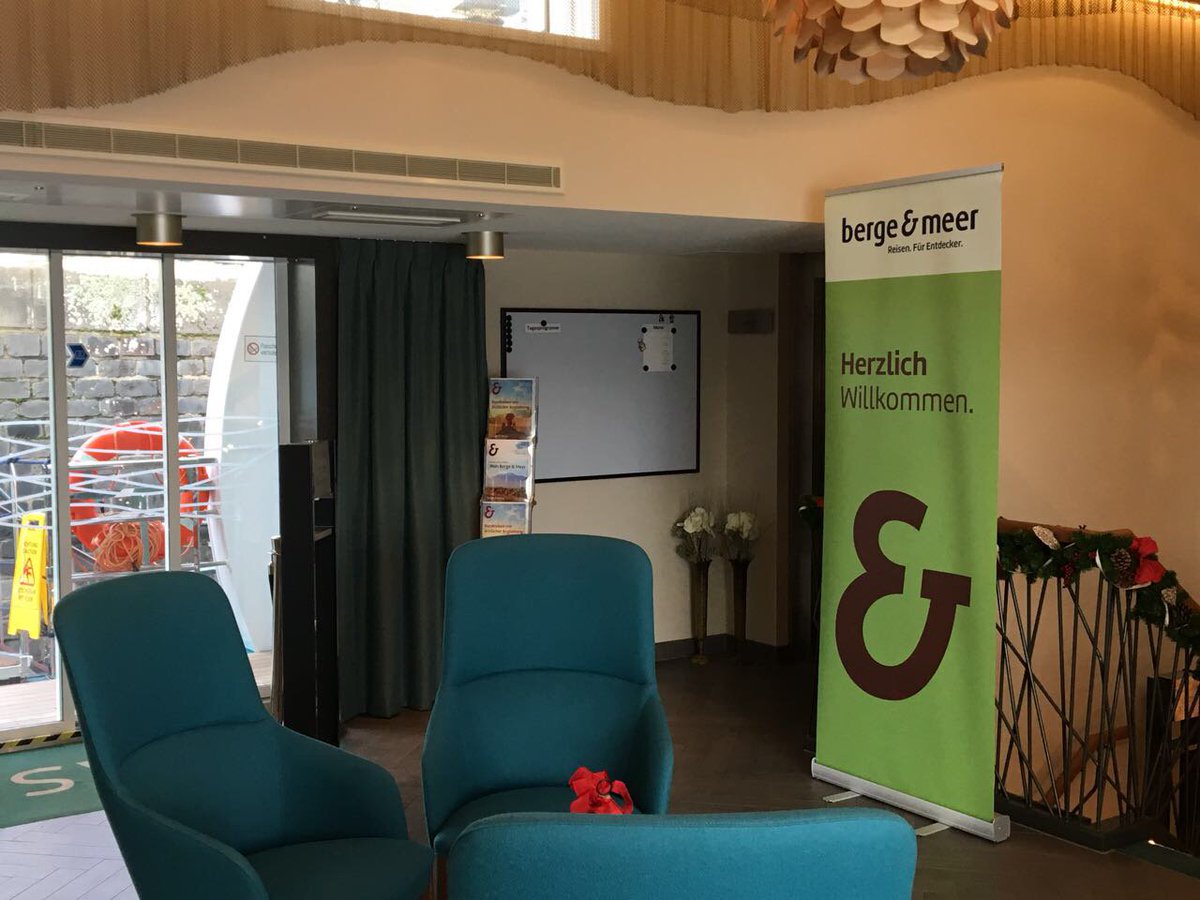 BergeundMeer's tweet photo. Ahoi, von der #MSAsara!🙋⚓️ Von Köln ging es in der Nacht nach Koblenz. Heute gibt's übrigens nicht nur gutes Essen, sondern abends auch die Live-Show der Reiner Meutsch Stiftung #Flyandhelp "Abenteuer Weltumrundung"💃#Gutestun #Vorfreude #BergeundMeerunterwegs https://t.co/IiTzZBpDJ8