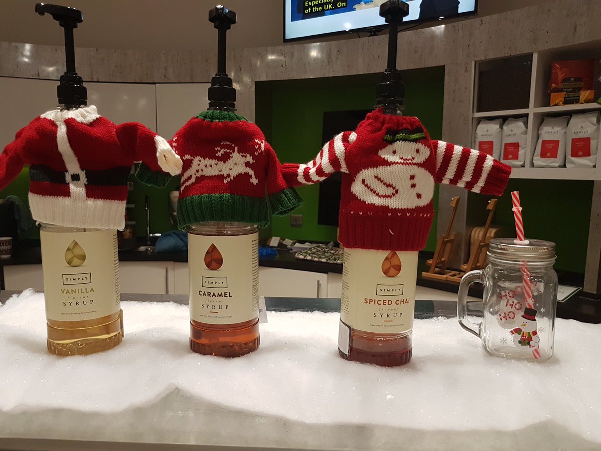 jamesjocky's tweet photo. @DFradgers @elioruk #christmas at Murray's Hinxton Hall. Team North #teamelior #FestiveFun https://t.co/KXB7mSy0yL