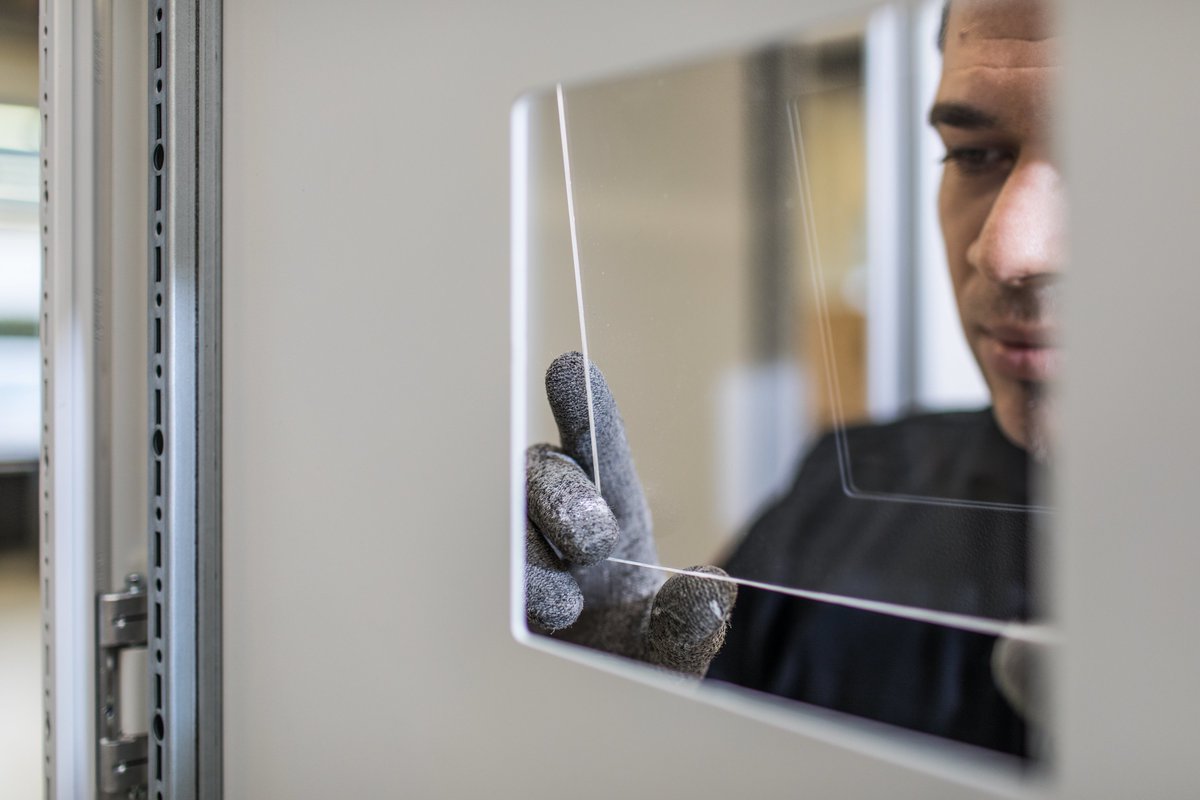 vprnewsline's tweet photo. Rittal in de #Fastlane! Tijd te kort in de #werkplaats? De specialisten in het Modification Center @RittalBelgium bewerken #behuizingen binnen vijf dagen! https://t.co/fhNUYn4wqd
