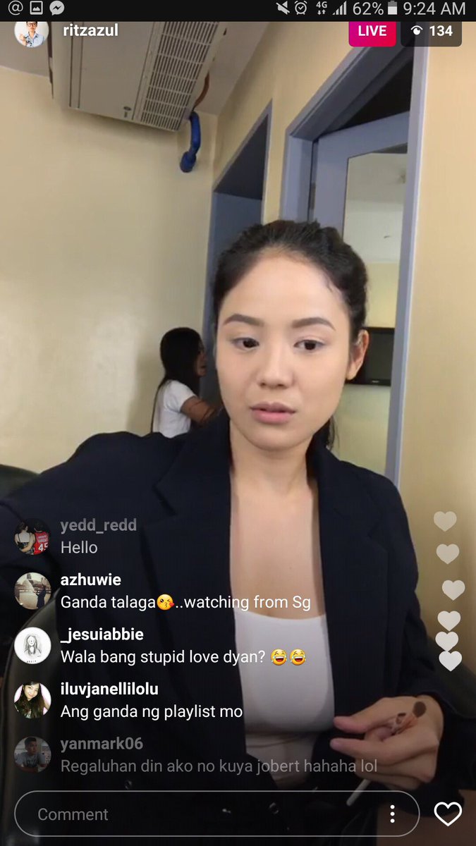 PauRitzOfficial's tweet photo. ME: Sinong CRUSH mo?? Ritz
@ritzazul : alam mo na yun..
waaaaaaaaaaaaah
AskRitz instagram LIVE
#TPOFFaceOff https://t.co/6PT1bOmwQG