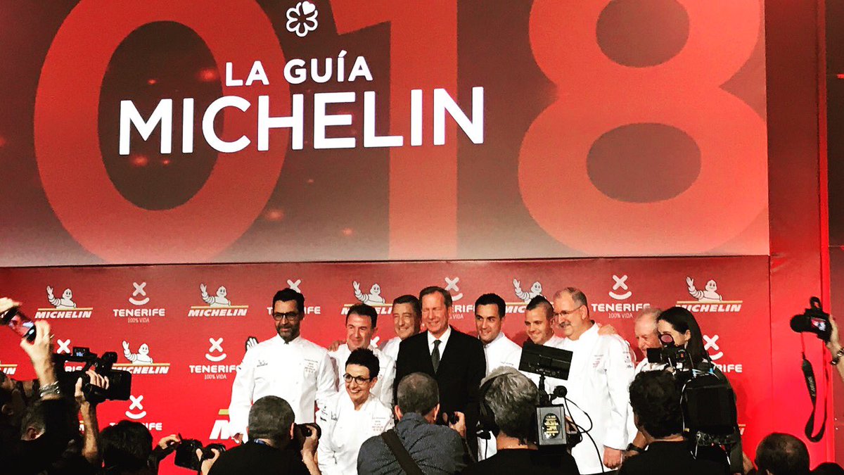Berasategui's tweet photo. ¡FELIZ, celebrando las 8 estrellas Michelin!
⭐️⭐️⭐️ Restaurante Martin Berasategui (País Vasco)
⭐️⭐️⭐️ Restaurante Lasarte (Barcelona)
⭐️⭐️ Restaurante M.B (Tenerife)
#guiamichelin2018 https://t.co/T51Bn3U8Y8
