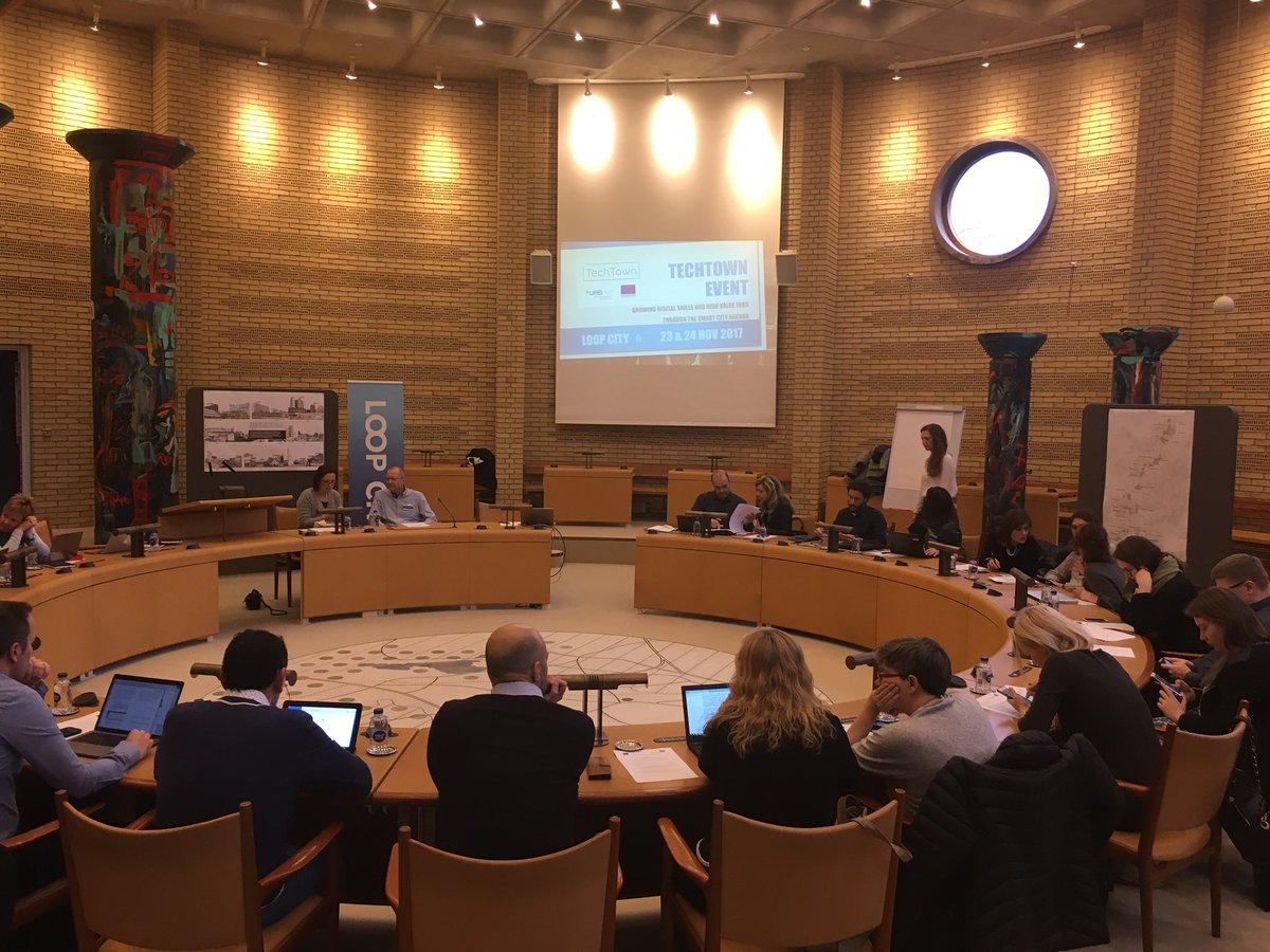 Tech_RevEU's tweet photo. And we're off! #TeamTechTown is in Gladsaxe #LOOPCITY focusing on growing #digitaljobs through the #smartcity agenda @URBACT https://t.co/vfZnrZtLv5