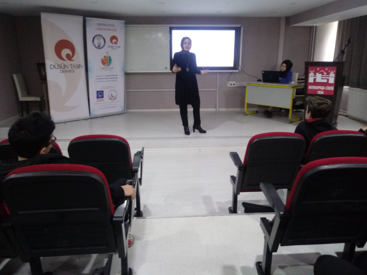 E-Ticaret Girişimcisi <a href="/nnilgunyalcin/">Nilgün YALÇIN</a>,  Sosyal Medya ve Teknolojinin Doğru Kullanımı Eğitimiyle seminerimize devam ediyor. 🚀🚀🚀
#çarpanetkisi