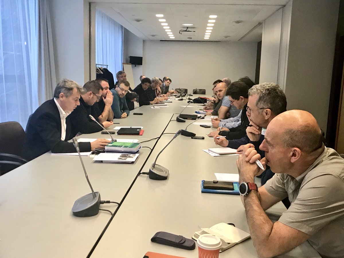 Fabien Roussel tweet media