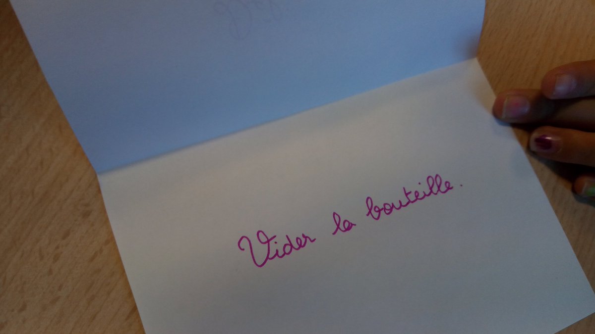 CECM_Arago_Chtx's tweet photo. Deuxième défi... #Defisciences https://t.co/MFr266p5NU