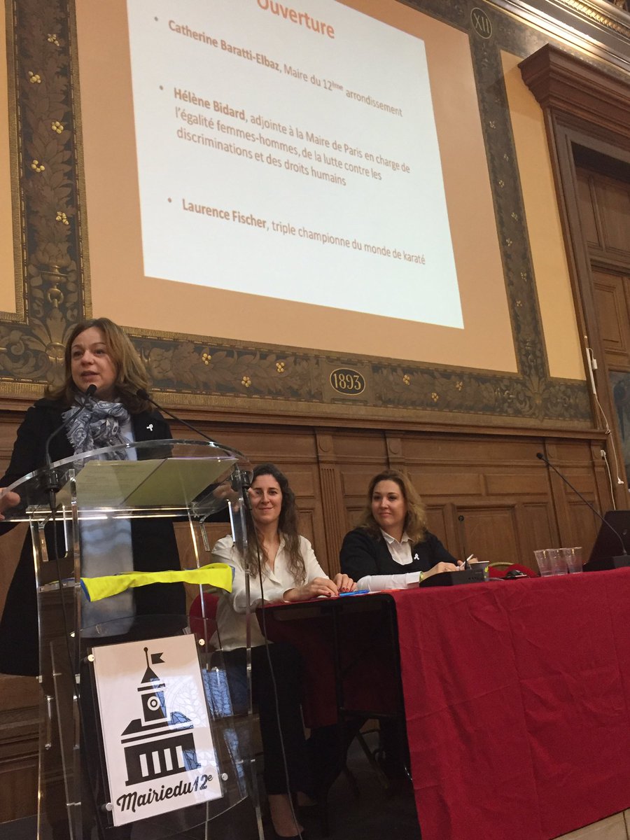 bbarbusse's tweet photo. C'est parti à la mairie du 12eme ! #Paris La ville de Paris engagée contre les violences faites aux femmes avec @Helenebidard et @LauFischer7 entre autres ! 
Fière d'en être ! #Ensemble https://t.co/ZJtgBmjA4v