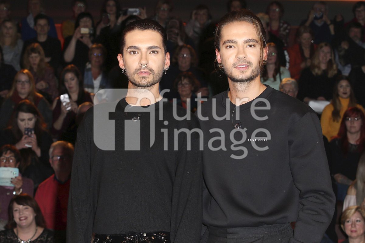 DPTi9i2W4AAASNY.jpg (1200×798)