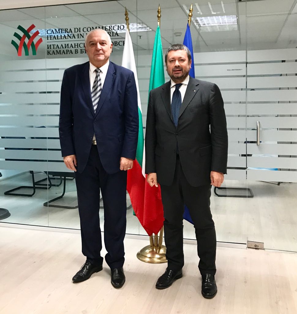 CCIE_Bulgaria's tweet photo. #Happening now in #ICCBoffice #DeputyMinister of Culture @Rumen Dimitrov with @PresMontecchi #sharingprojects in #culturalfield #2018 >> CulturalHeritageYEAR! https://t.co/B5P4nRJGMR