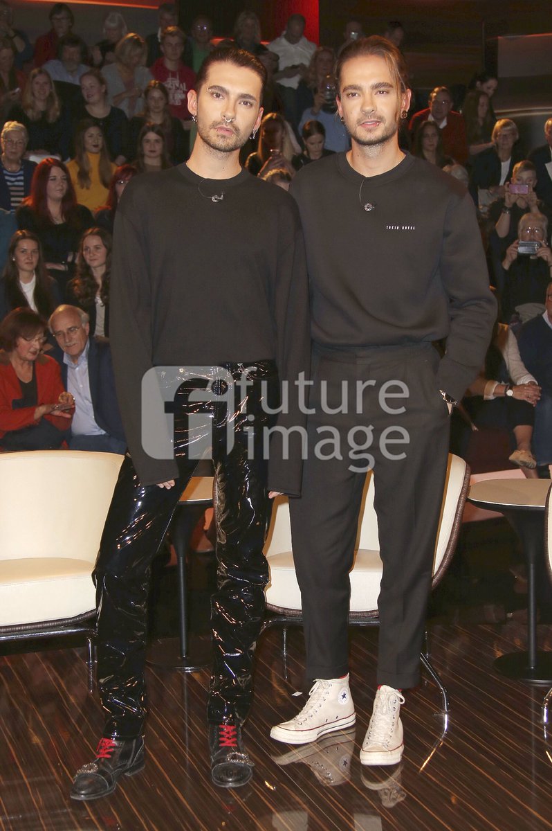 DPTimwCX0AAs6UT.jpg (798×1200)