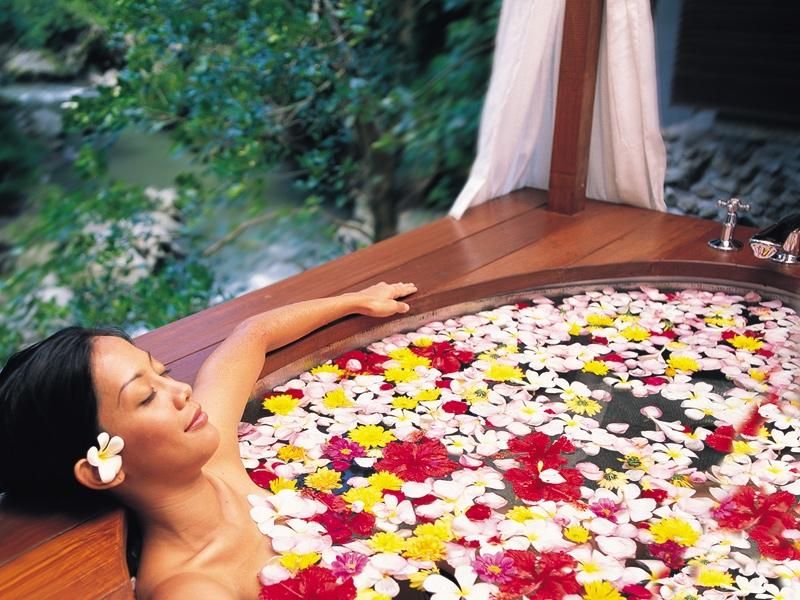 CanConciergeCan's tweet photo. Soak your soul in a flower bath at the Maya Bud in Bali. 🌺https://t.co/dVMe3cAyg7 https://t.co/0memwAiuE0
#canconcierge #yourbeststay https://t.co/ENNqA0DPae