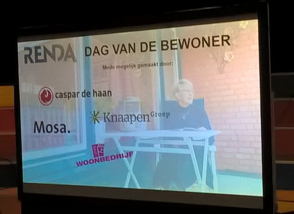 afke1000's tweet photo. Dag van de bewoner. Over Welkom en Van stenen naar mensen! @renda @hostmanship #verduurzamen @wstgbarneveld https://t.co/K6IwIglQGI
