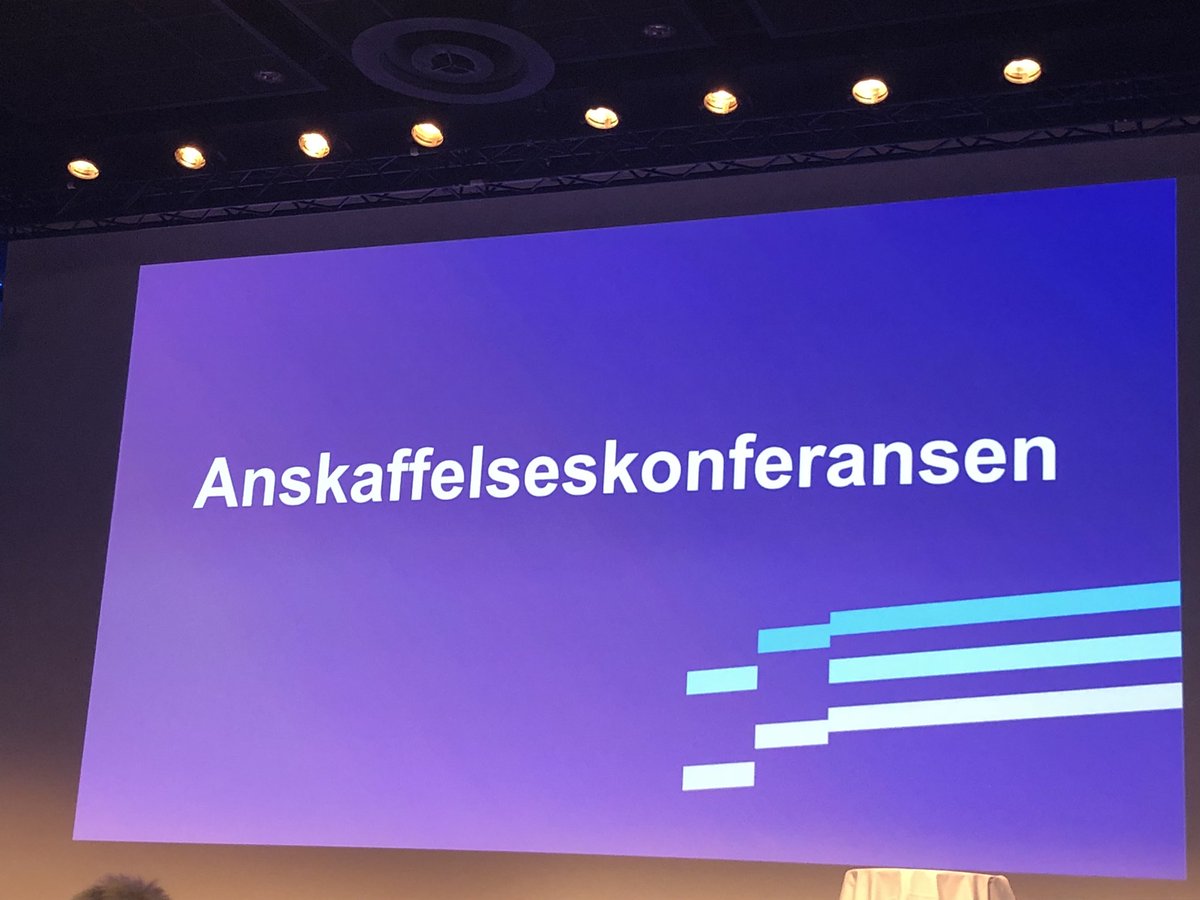 Gratulerer til @Difi_no for 10 års jubileum! Dere gjør en veldig viktig jobb for å løfte strategiske anskaffelser <a href="/DagStromsnes/">Dag Strømsnes</a> ! #anskaffelsekonferansen