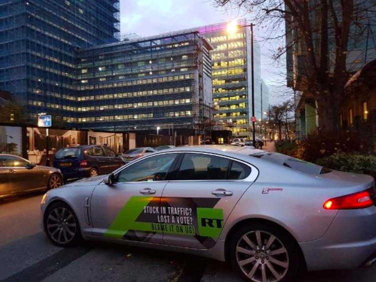 stickerride's tweet photo. Taken by one of our drivers! Keep them coming! #RT #Driver #London #Campaign #Advertising https://t.co/03Tud5Iqbn