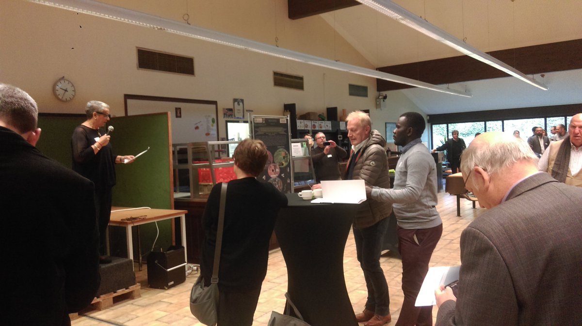 #JDC en #HE c'est parti. Bienvenue à la centaine de #chercheurs présents. Merci à la <a href="/HECharlemagne/">HE Charlemagne</a> et à M.#Boutara pour son accueil.